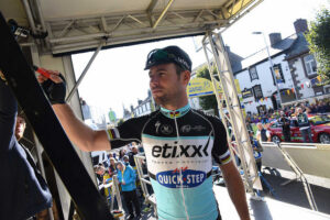 Mark Cavendish signs on at 2015 Aviva Tour of Britain (picture credit SweetSpot)