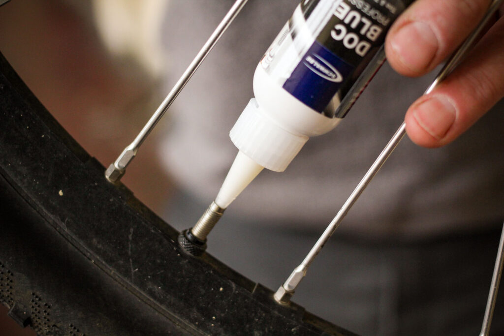 How to fit a clincher tyre step 20.jpg