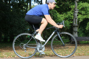 Norco Valence Tiagra - riding 05