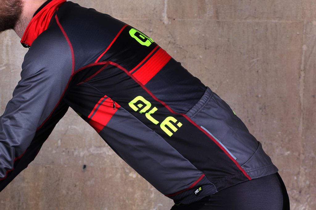 Ale PRR Bering Jacket – on bike