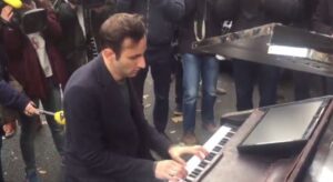 Davide Martello at Bataclan Theatre YouTube still.JPG