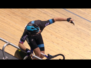 Geraint Thomas selfie, YouTube still.png