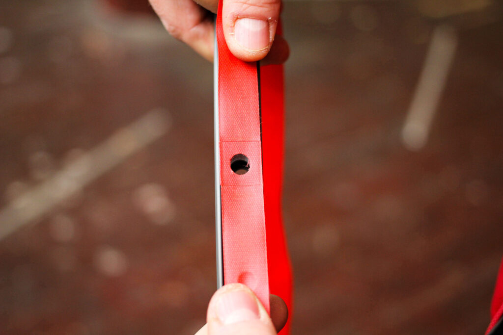 How to fit rim tape 02