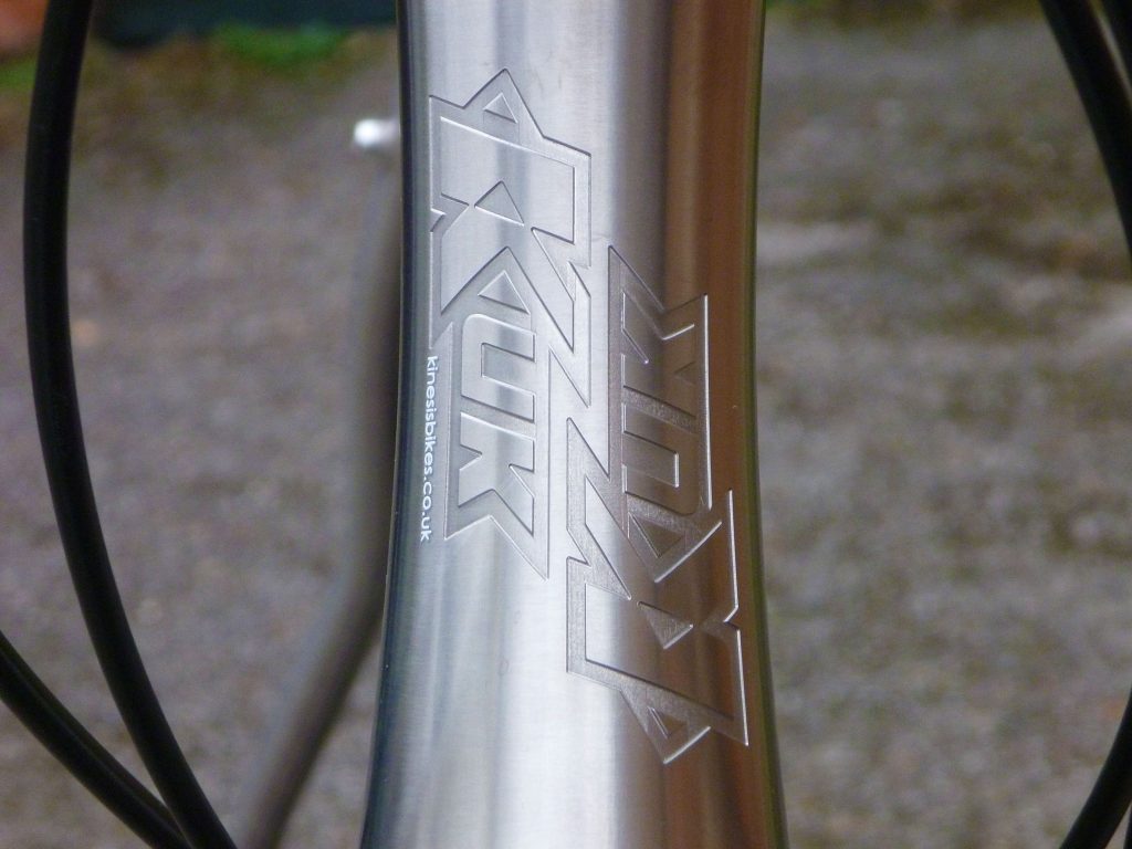 Kinesis GF_Ti Disc – head badge.jpg