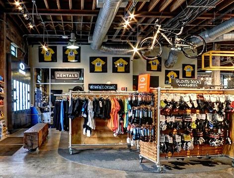 Mellow Johnny&rsquo;s maillot jaunes.JPG
