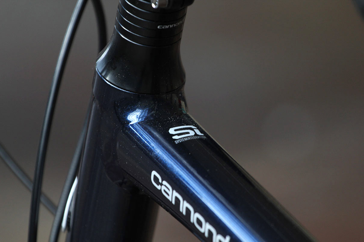 Cannondale Touring &ndash; top tube detail