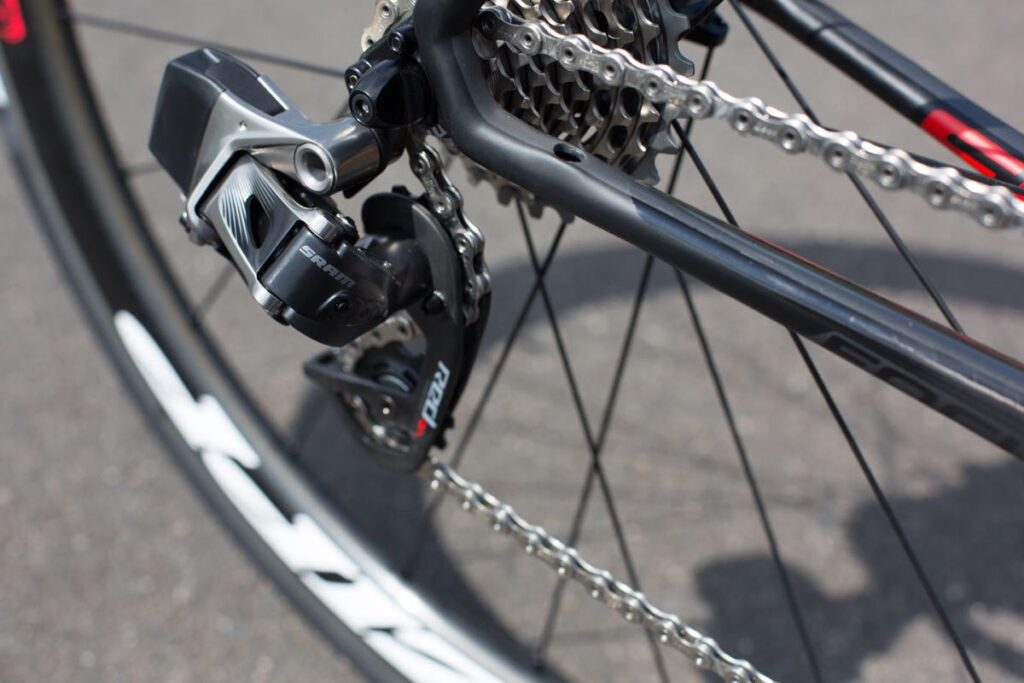 Focus Izalco SRAM eTap – 6