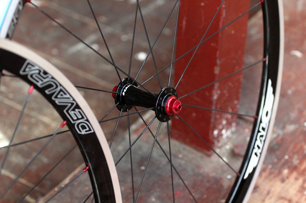 Halo Devaura 6D 700c Wheelset – front hub