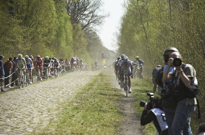 Paris-Roubaix Arenberg Forest 2011 (copyright Camille McMillan)