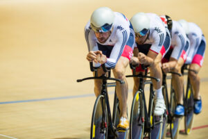 Sir Bradley Wiggins leads Great Britain team pursuit at Revolution in Derby, August 2015 (picture credit Revolution Series)
