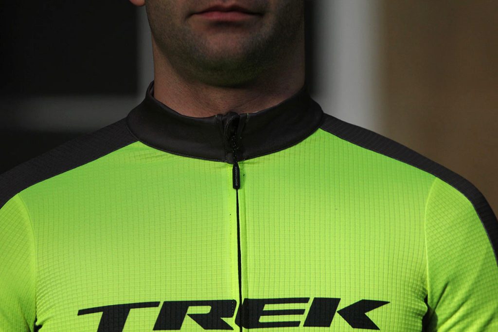 Bontrager Specter Thermal Long Sleeve Jersey – chest.jpg