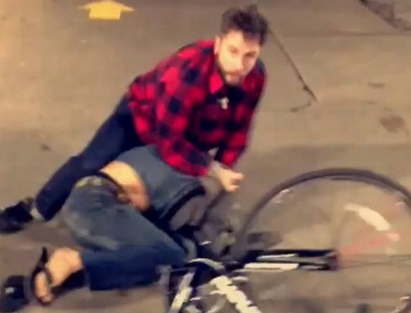 Cyclist wrestles bike thief (Fast Folks Cyclery Instagram video still).JPG
