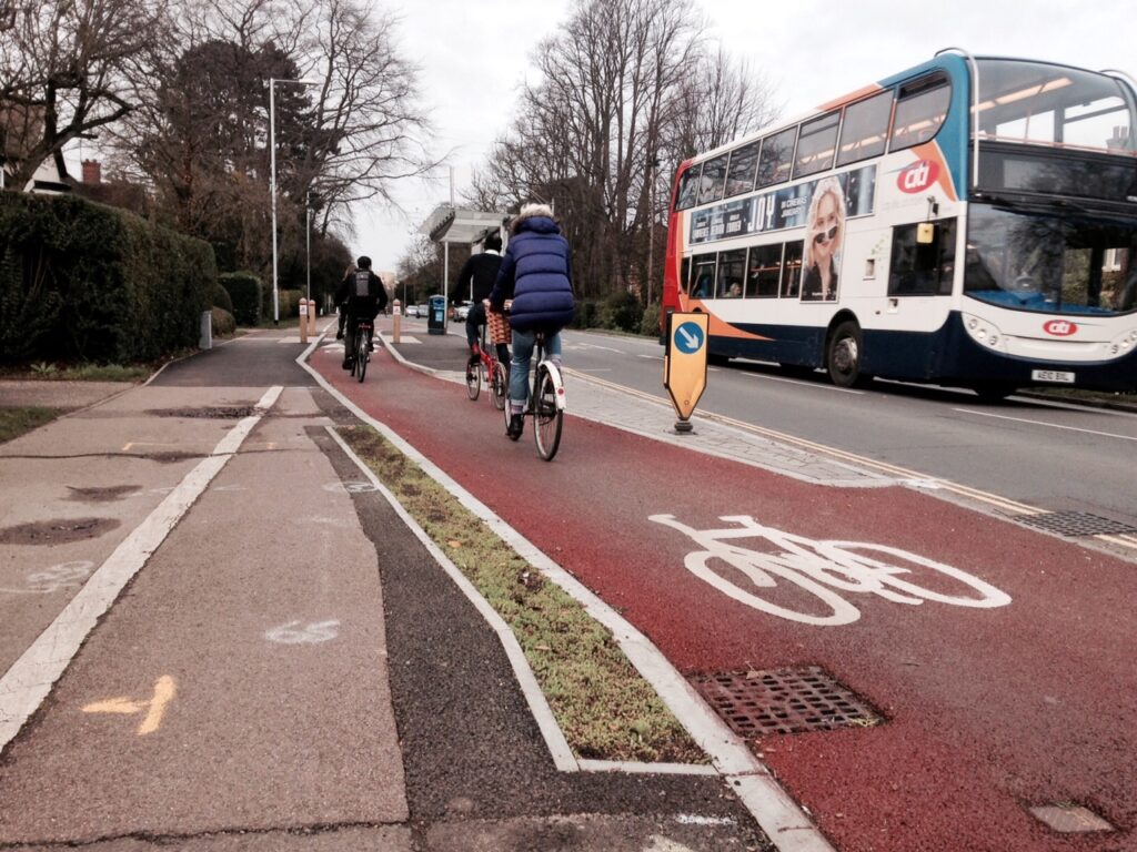 Hills Road separated cycle lane, Cambridge (copyright Simon MacMichael).jpeg