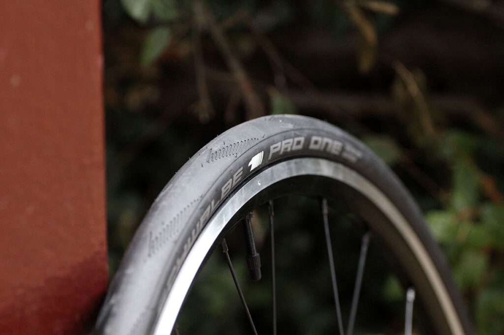 Hunt 4 Season Dura Road Wheelset Tyre.jpg
