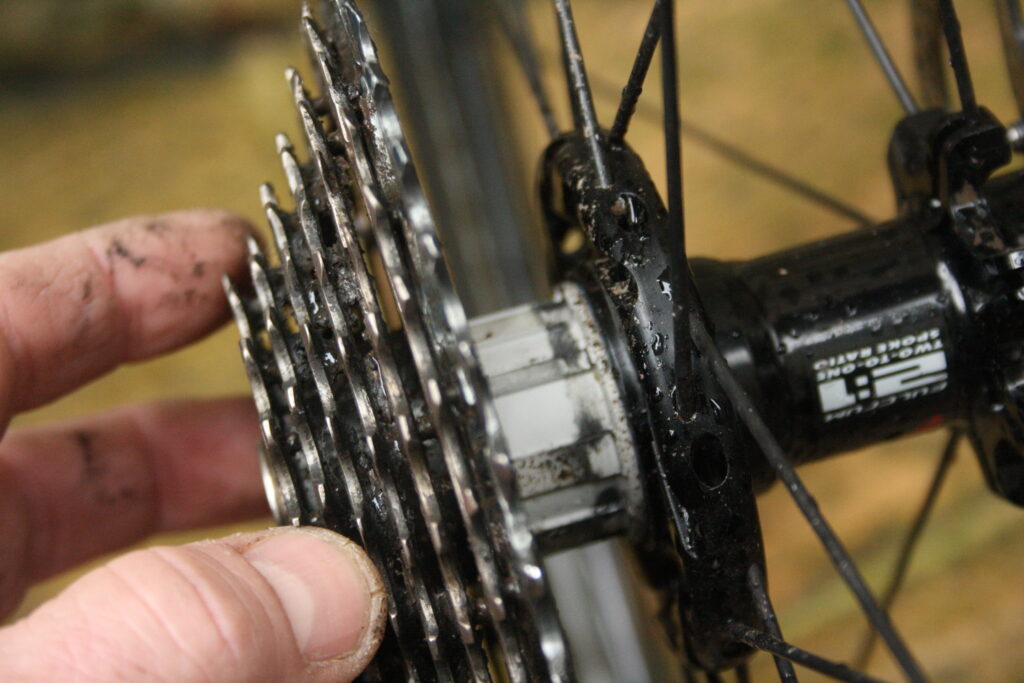 slide cassette from hub body.JPG