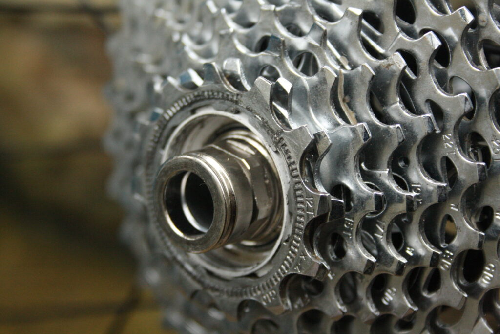 sprockets should be just proud of the cassette body.JPG