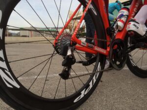 Katusha SRAM eTap 4.jpg