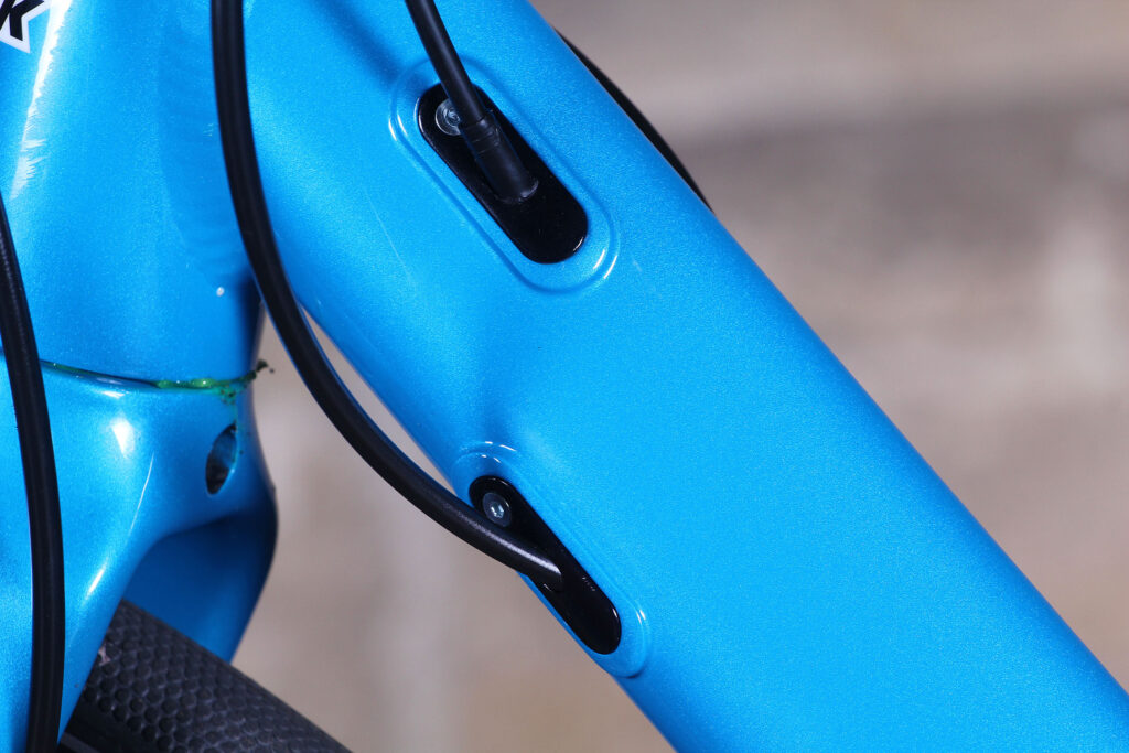 Kinesis 4S Disc – cables 2.jpg