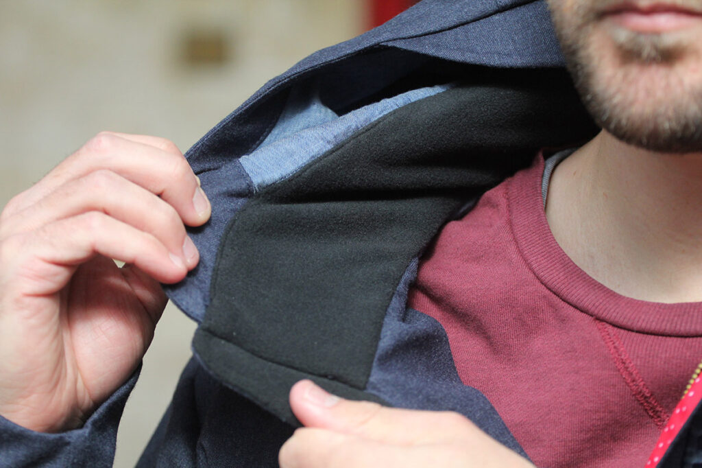 Lumo Regents Parka jacket – fleece lining inside collar.jpg