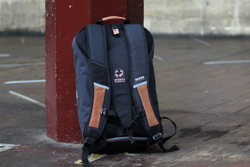 Port Designs GoLED backpack – back.jpg