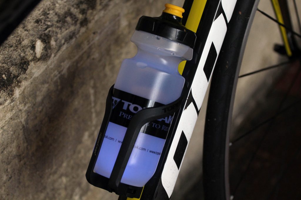 Topeak iGlow Bottle Cage – blue.jpg