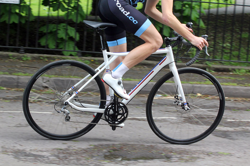GT Grade Tiagra 2015 &ndash; riding 3