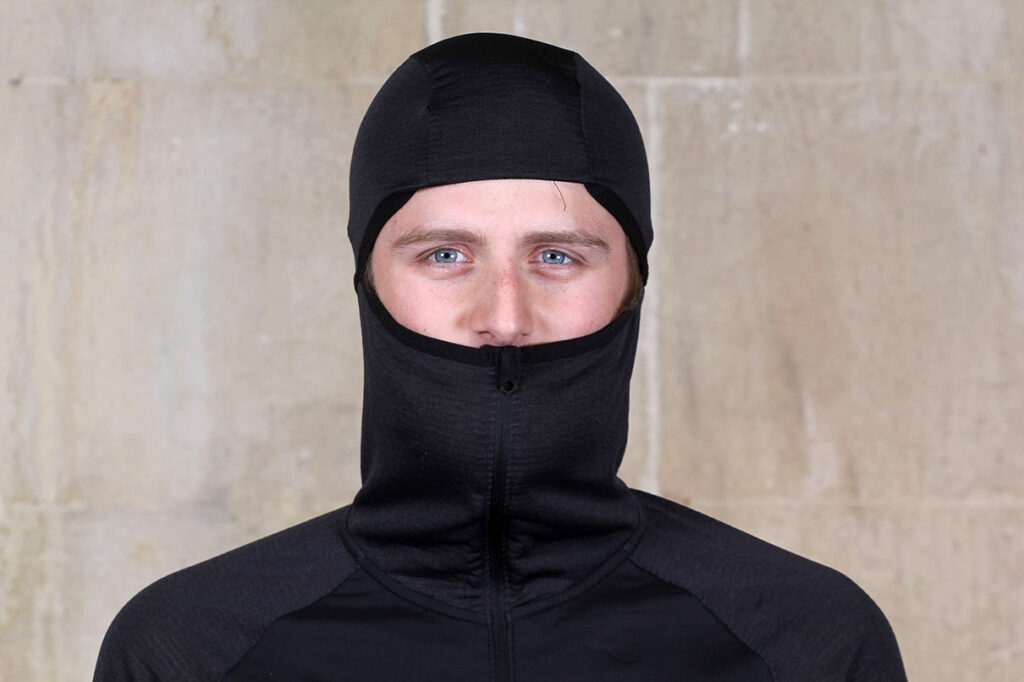 Giro Wind Guard Scuba – hood up