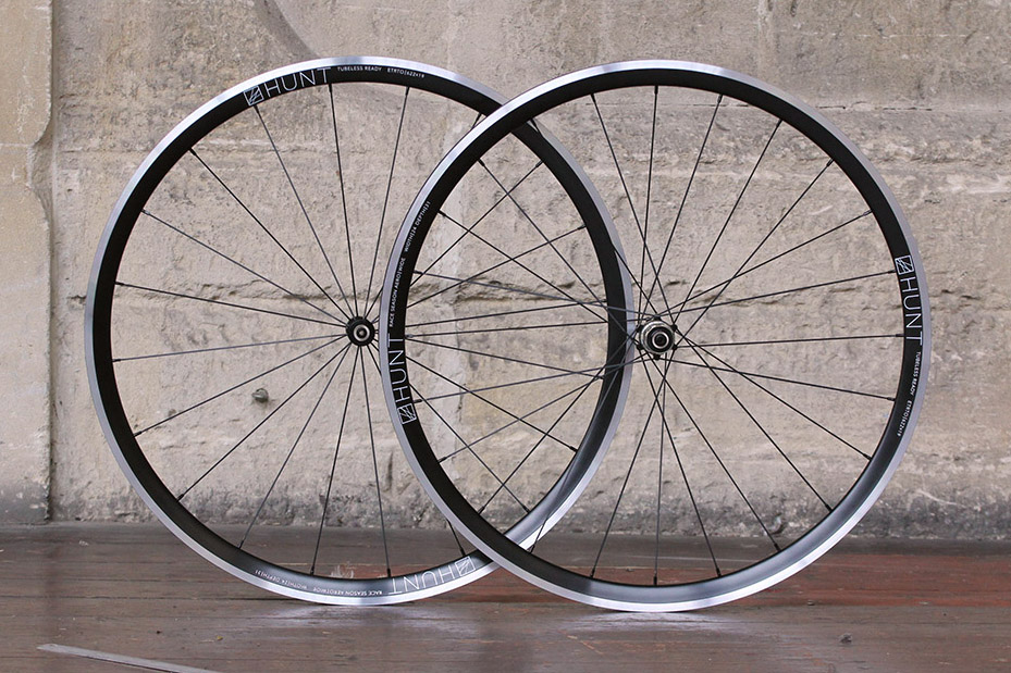 Hunt Race Season Aero Wide wheelset