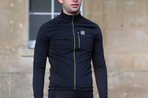 Altura Peloton Windproof Jacket.jpg