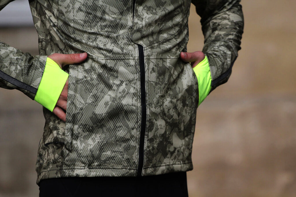 Gore Element Urban Print Windstopper Soft Shell Jacket – pockets.jpg