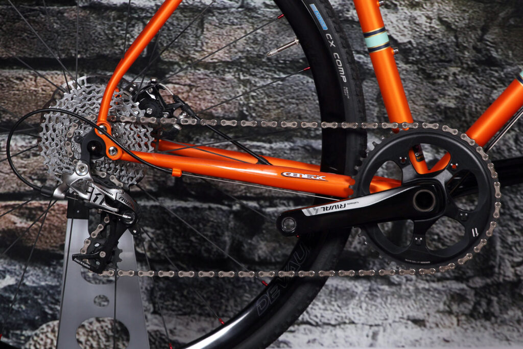 The Light Blue Robinson Rival 1X – drivetrain.jpg