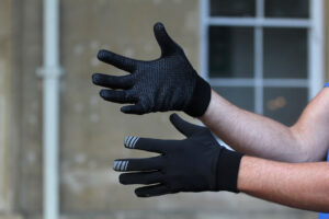 Madison Isoler Thermal Roubaix Gloves.jpg