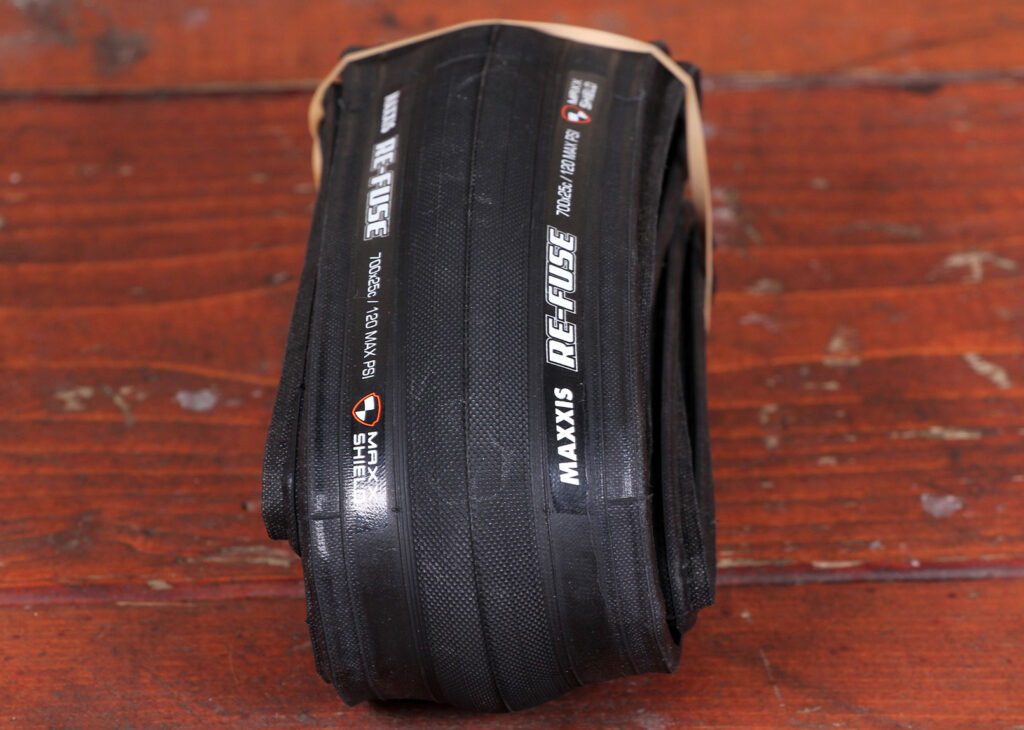 Maxxis RE-Fuse 700x25C tyres.jpg