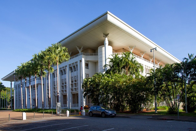 Parliament House, Darwin (CC licensed by Geoff Whalan via Flickr).jpg