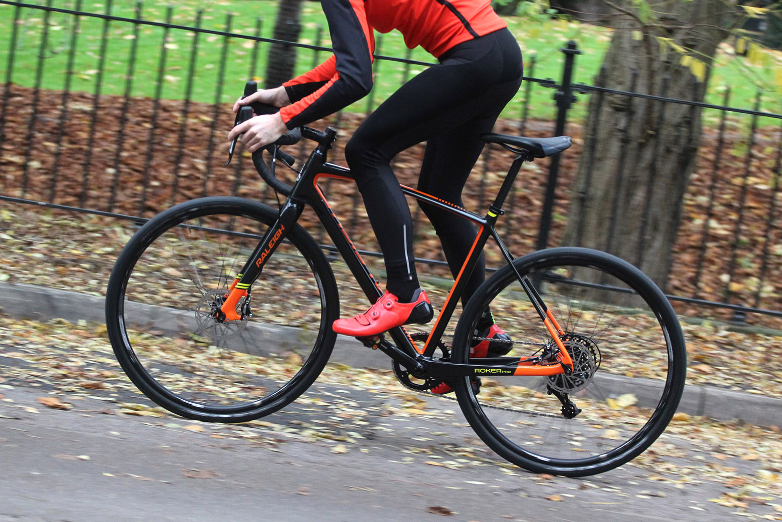 Raleigh Roker Pro &ndash; riding 2