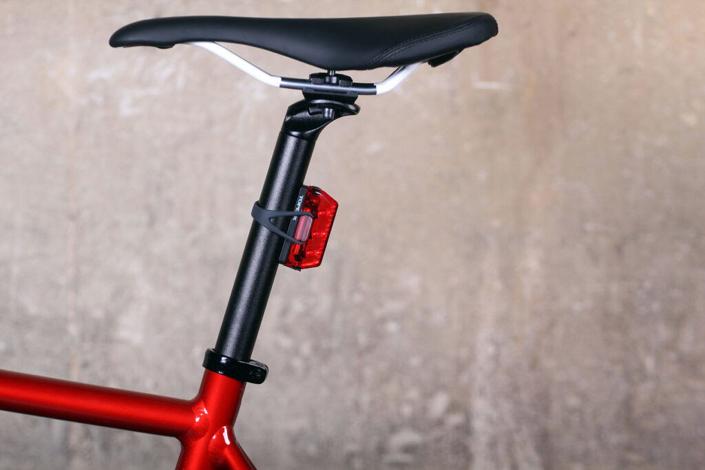 Topeak Redlite Aero USB – side.jpg