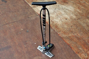 Truflo Digitrack track pump.jpg