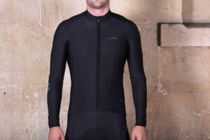 dhb ASV Roubaix Long Sleeve Jersey Black Edition.jpg