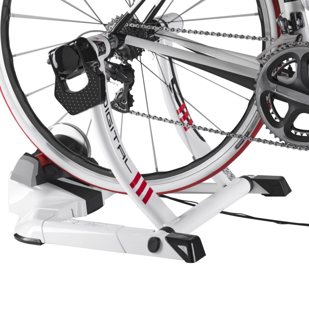 Elite Qubo Digital Wired Turbo Trainer.jpg
