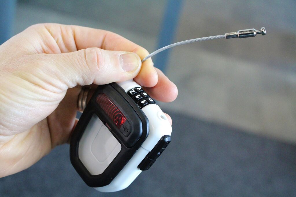 Hiplok pit stop lock – cable.jpg