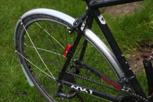 MPart 700 x 35mm Commute mudguards - rear.jpg