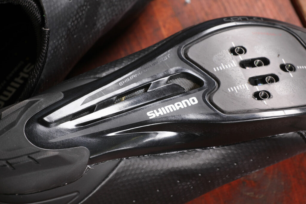 Shimano RP500 road shoe – sole.jpg