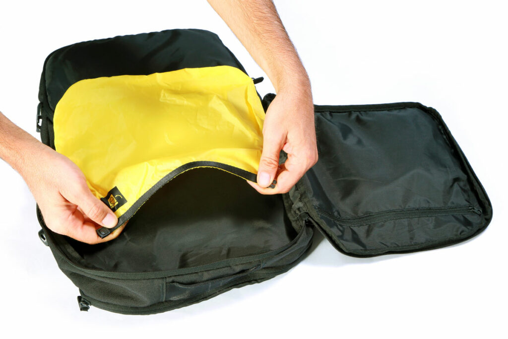 Slicks Travel System – Laundry bag.jpg