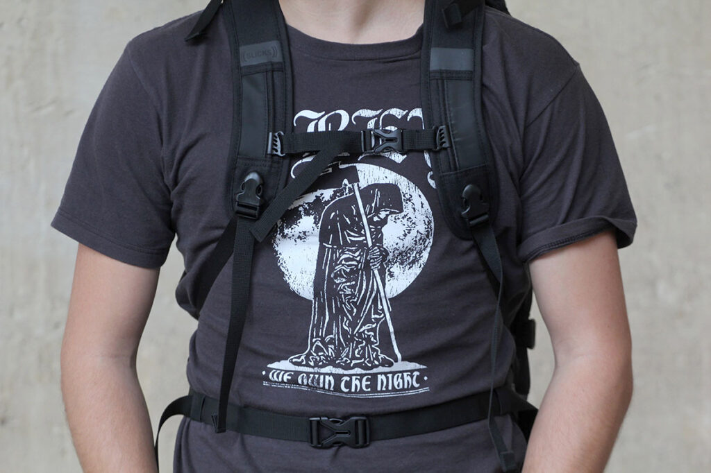 Slicks Travel System – straps.jpg