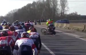 Stig Broeckx hit by moto at KBK (Sporza video still).JPG