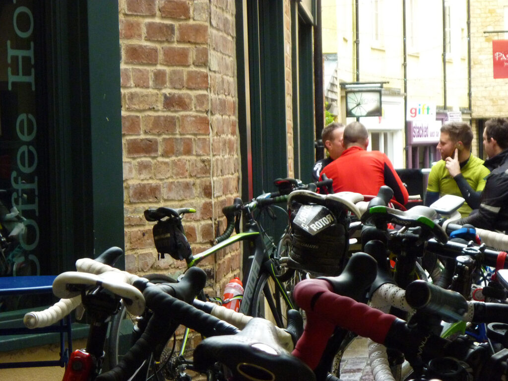 team roadcc Swindon bikes.jpg