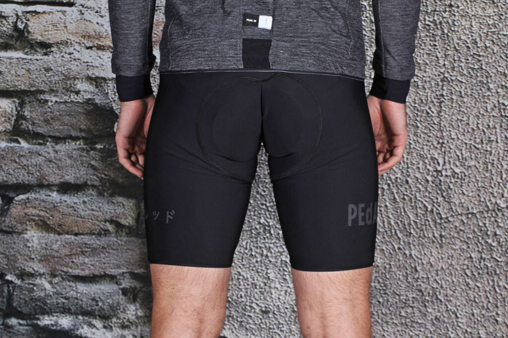 Pedaled Daikan Winter bibshorts – back.jpg