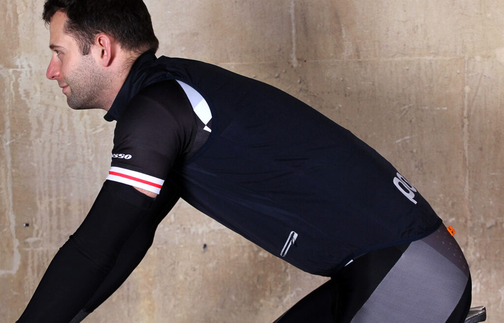 Poc Fondo wind vest – riding.jpg