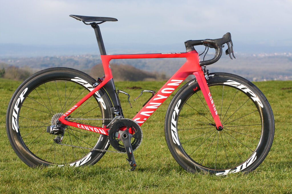 SRAM Red eTap – full bike.jpg