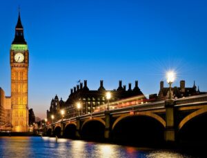 Westminster Bridge (CC licensed by Tomas via Flickr).jpg